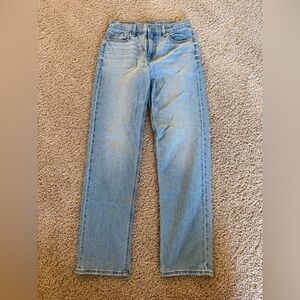 American Eagle Size 2 Super High Rise Straight Jeans